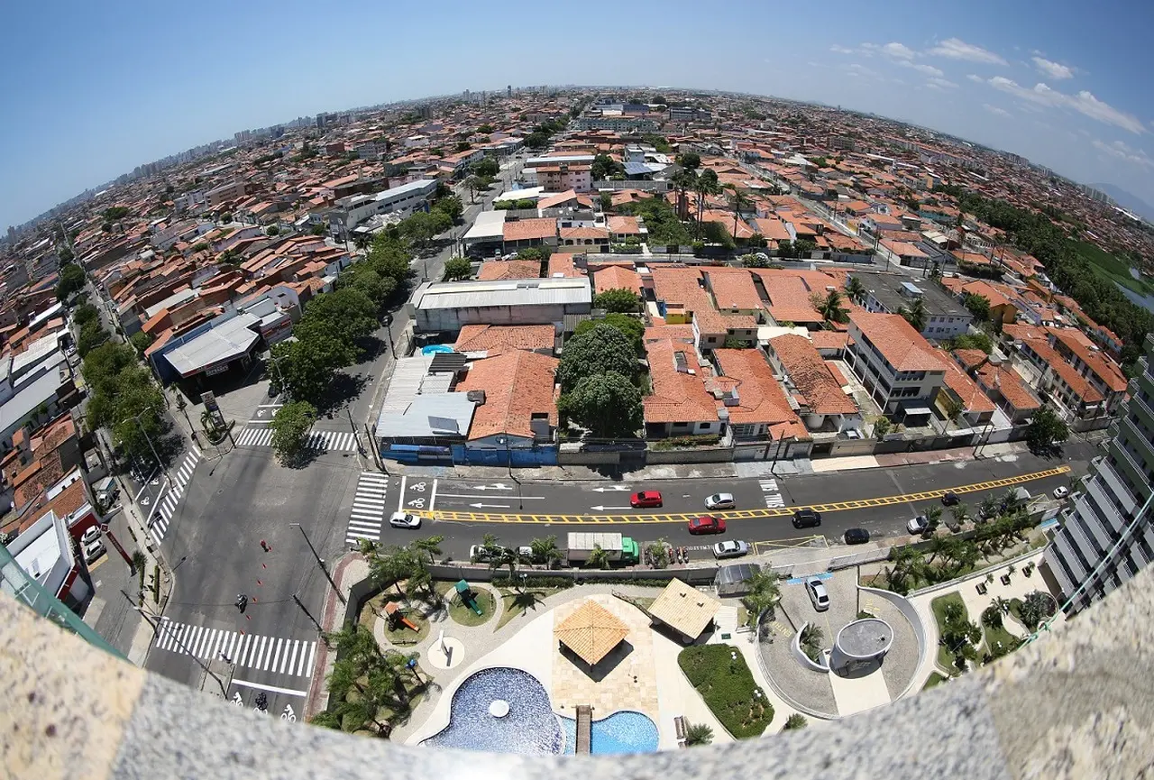 Imagem da notícia: IBGE consolida Fortaleza como 4ª maior capital do Brasil; veja população de cada cidade do CE