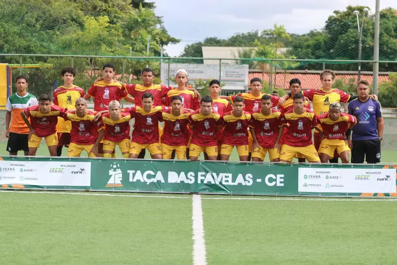Equipe da Rosalina, finalista da Taça das Favelas