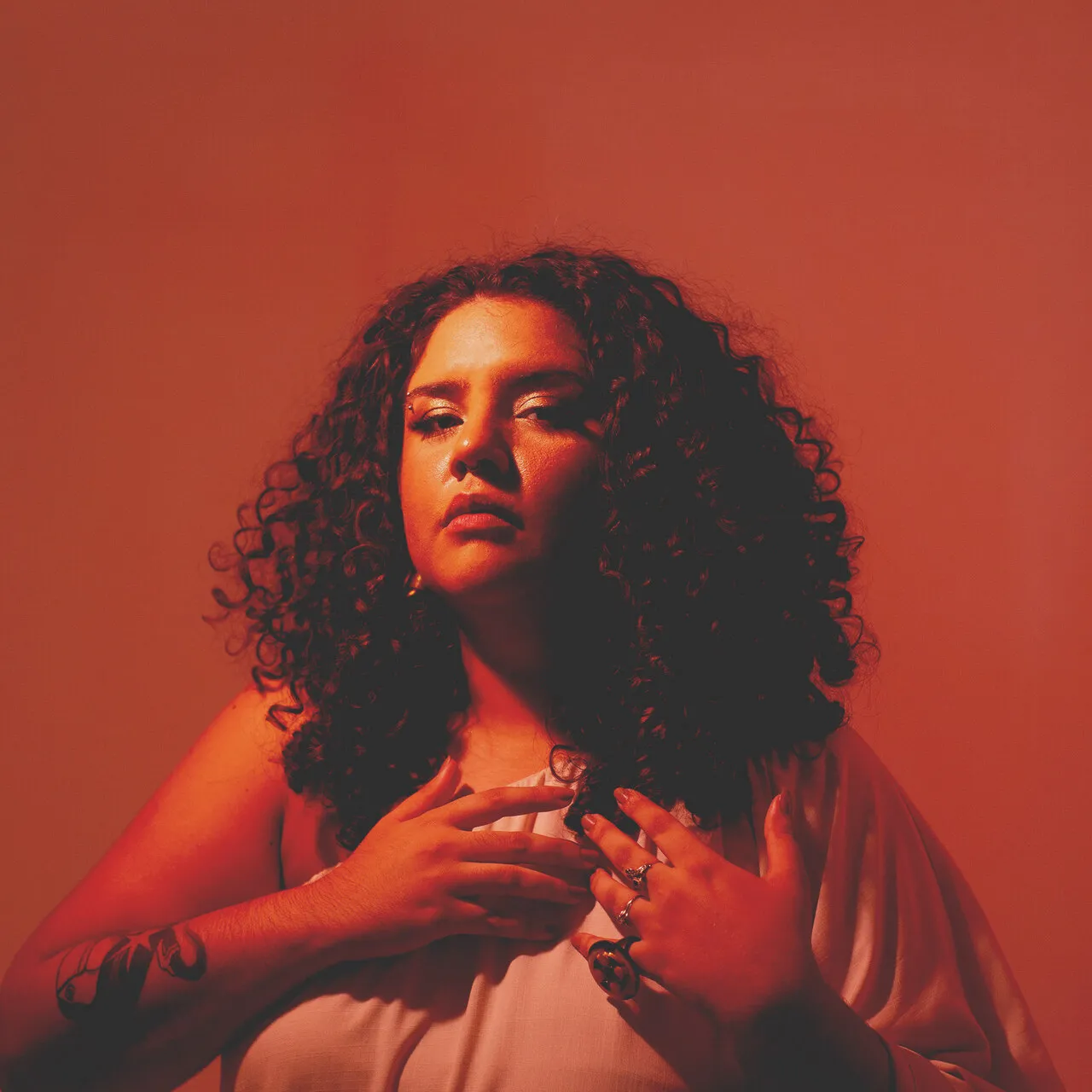 Letícia lança EP em Fortaleza nesta terça-feira (2)