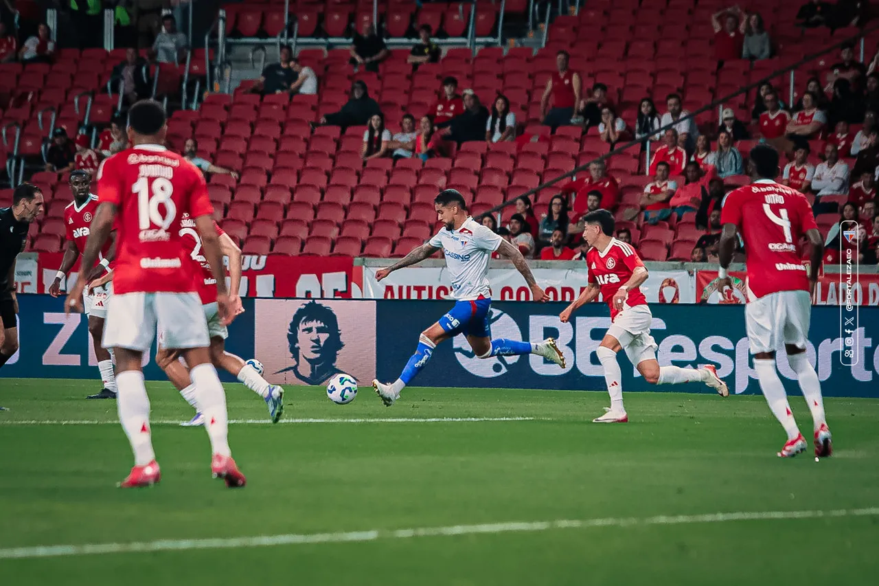 O Fortaleza não conseguiu segurar o Internacional e foi derrotado no Beira-Rio
