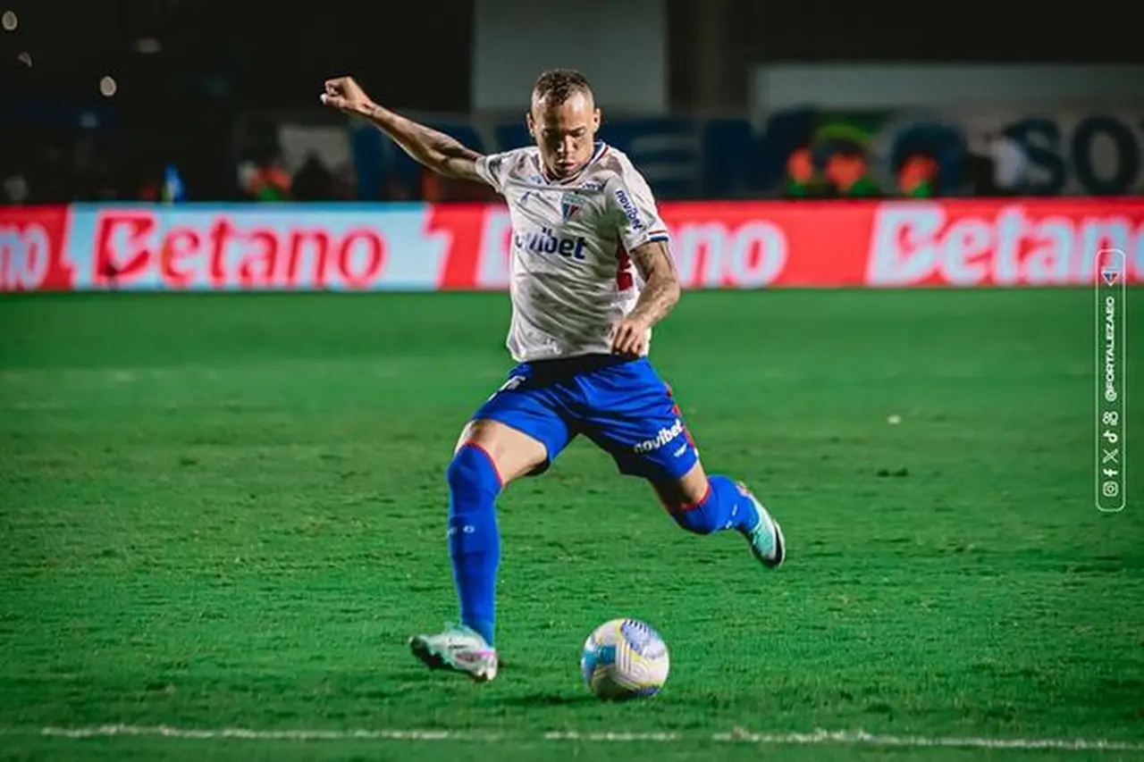 Imagem da notícia Brenno Lopes desabafa após nova derrota do Fortaleza na Série A: 'Tem sido um ano difícil demais'