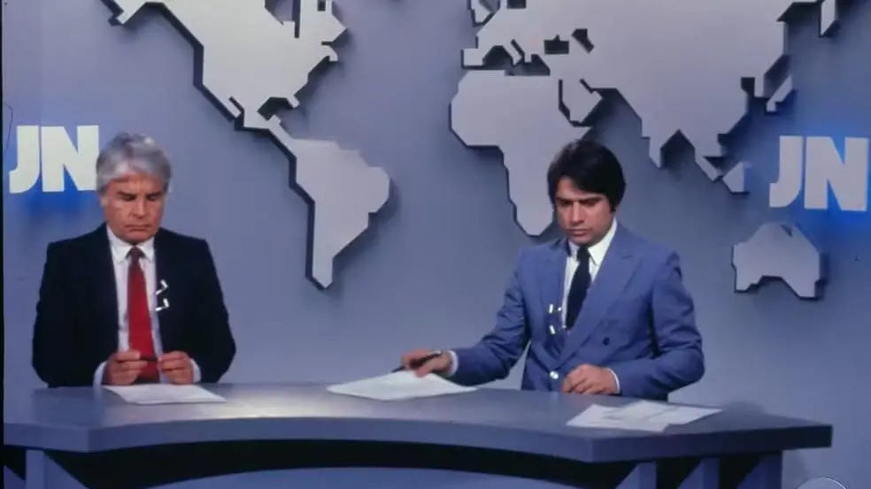 Imagem da notícia: Relembre os âncoras que já passaram pela bancada do Jornal Nacional