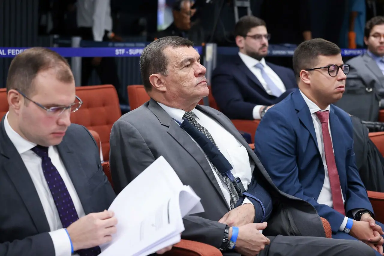 Imagem da notícia: Ex-ministro de Bolsonaro, cearense é o único réu do 'núcleo 1' presente em julgamento no STF
