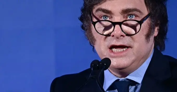 Imagem da notícia Javier Milei acusa jornalistas de espionagem em meio a escândalo com áudios vazados