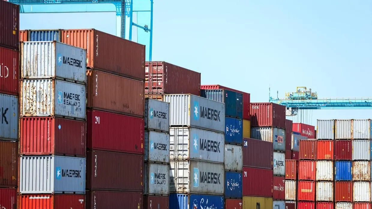 Imagem da notícia: Governo adia por dois meses recolhimento de impostos para empresas afetadas pelo tarifaço