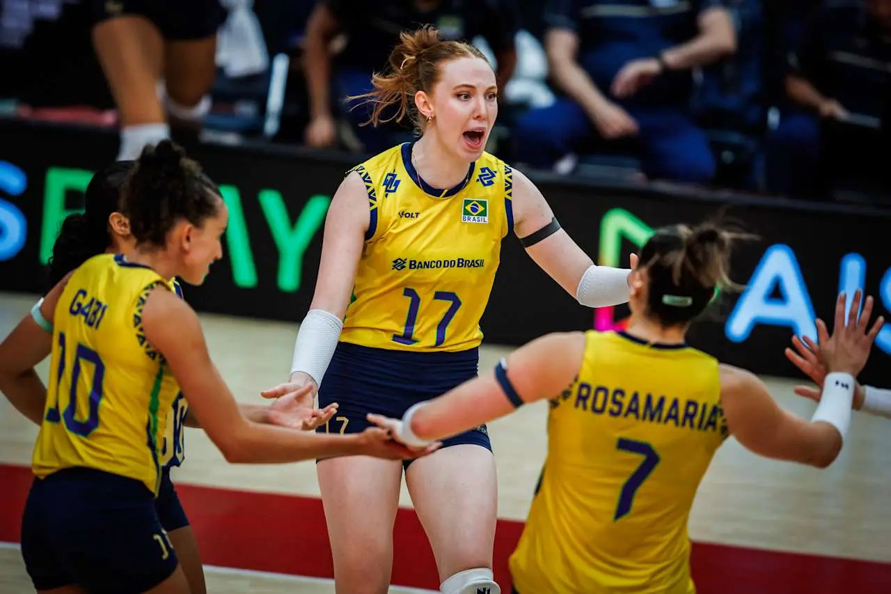 Imagem da notícia Brasil x Itália na semifinal do Mundial de Vôlei feminino: veja horário e onde assistir