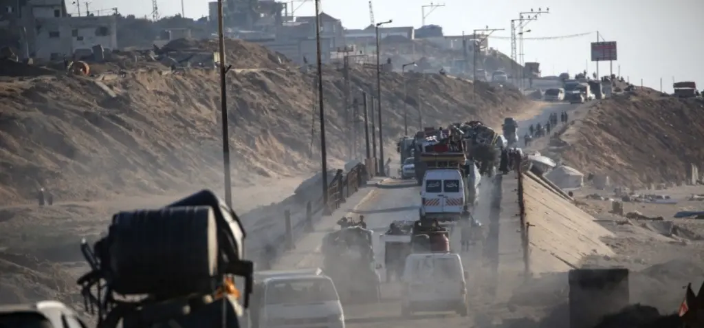 Imagem da notícia Israel emite ordem de evacuação em Gaza após destruição de arranha-céu