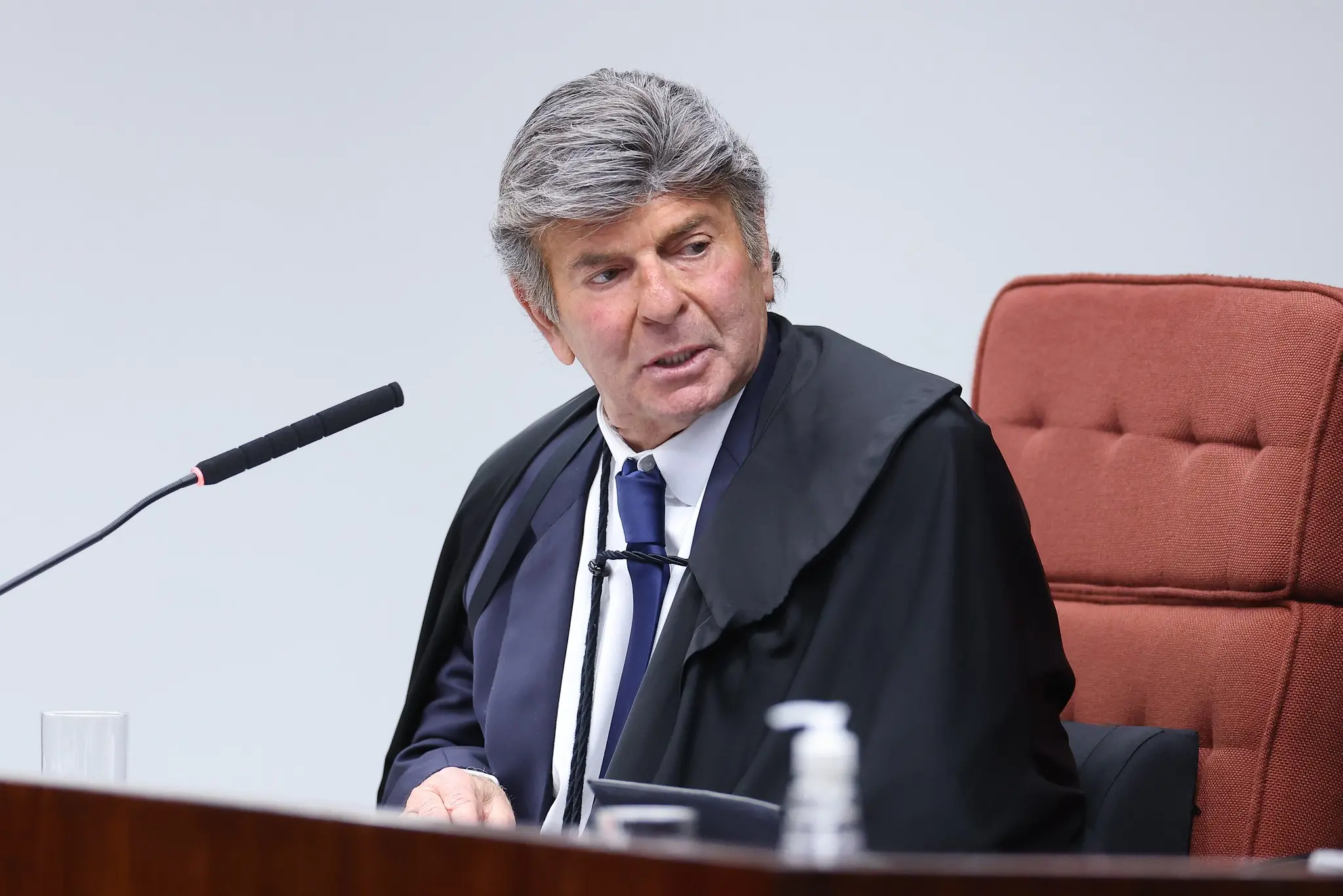 Imagem da notícia: Fux rejeita condenação por dano ao patrimônio: 'A responsabilização é absolutamente inviável'