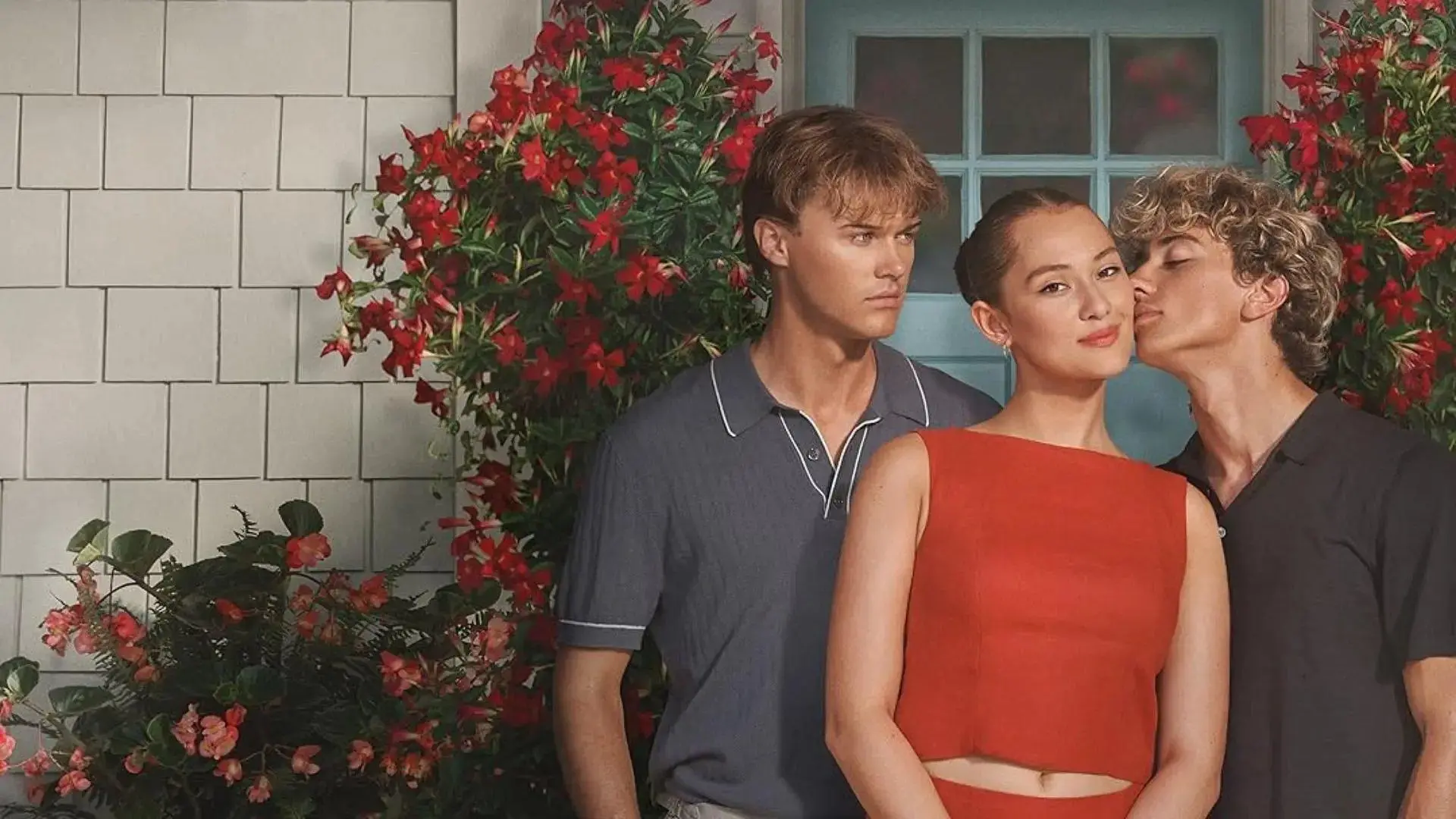 Imagem da notícia O Verão que Mudou Minha Vida: confira lista de bares para ver o episódio final da série em Fortaleza