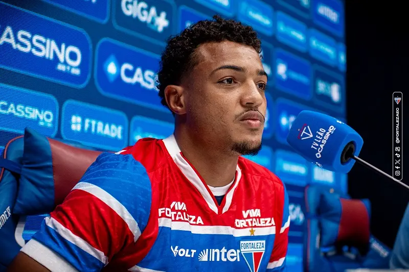 Imagem da notícia Novo atacante do Fortaleza, Kayke cita conversa com Palermo e explica como pode atuar em campo