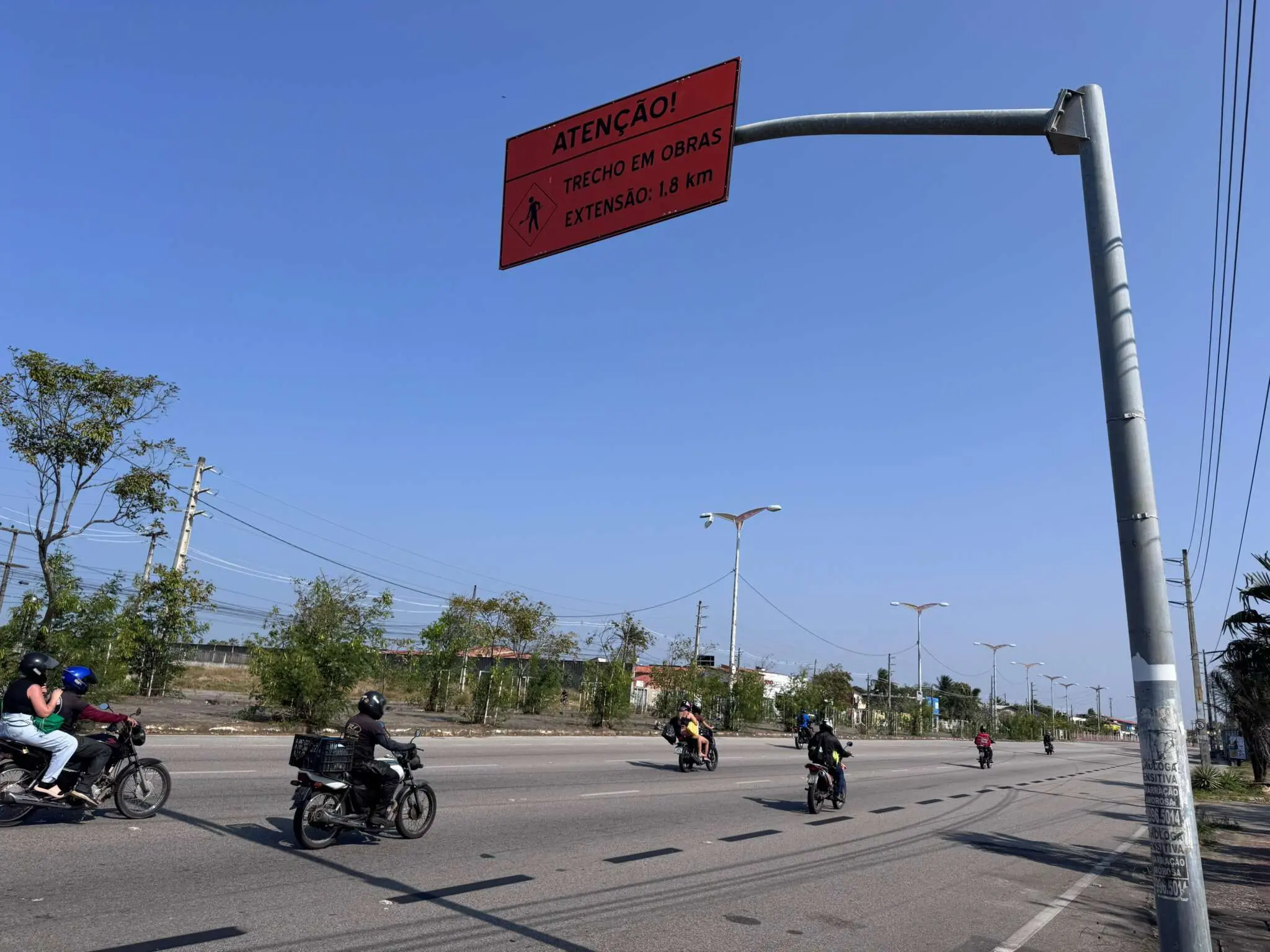 Imagem da notícia: Avenida Alberto Craveiro tem interdições para obras a partir desta quarta-feira (17)