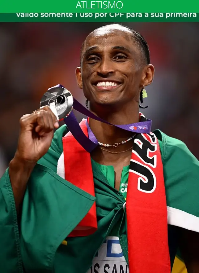 Imagem da notícia Alison dos Santos conquista prata nos 400m com barreiras no Mundial de atletismo de Tóquio