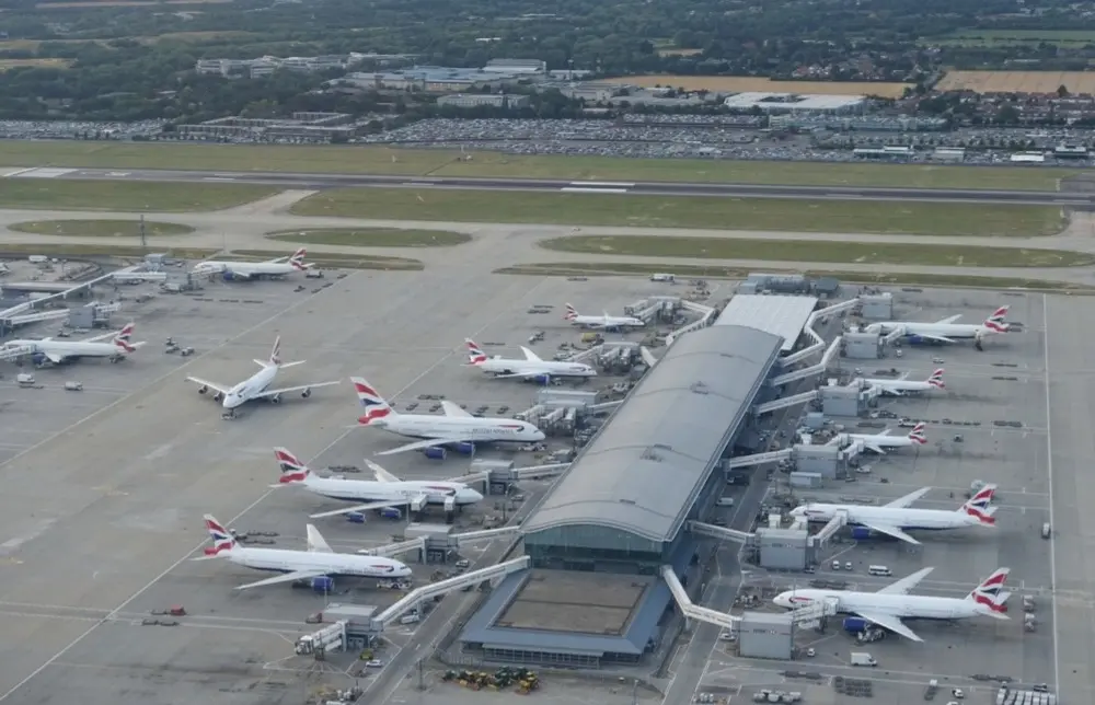 Imagem da notícia Ataque cibernético afeta check-in e embarque em aeroportos europeus
