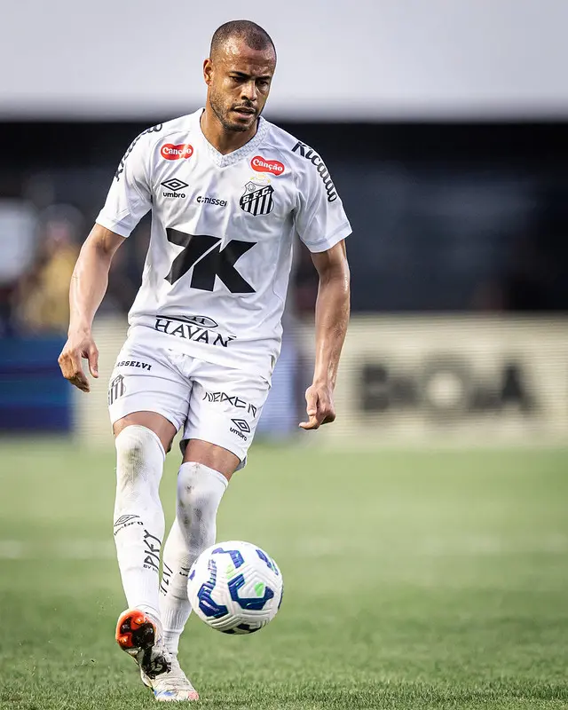 Imagem da notícia Santos x São Paulo: veja horário, onde assistir, palpites e escalação