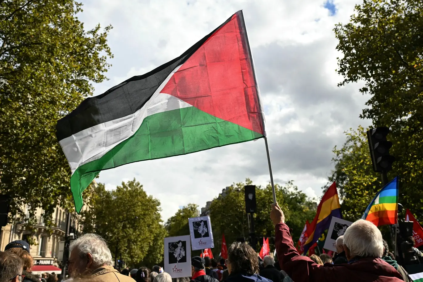 Imagem da notícia Reino Unido, Austrália e Canadá reconhecem o Estado da Palestina; veja lista