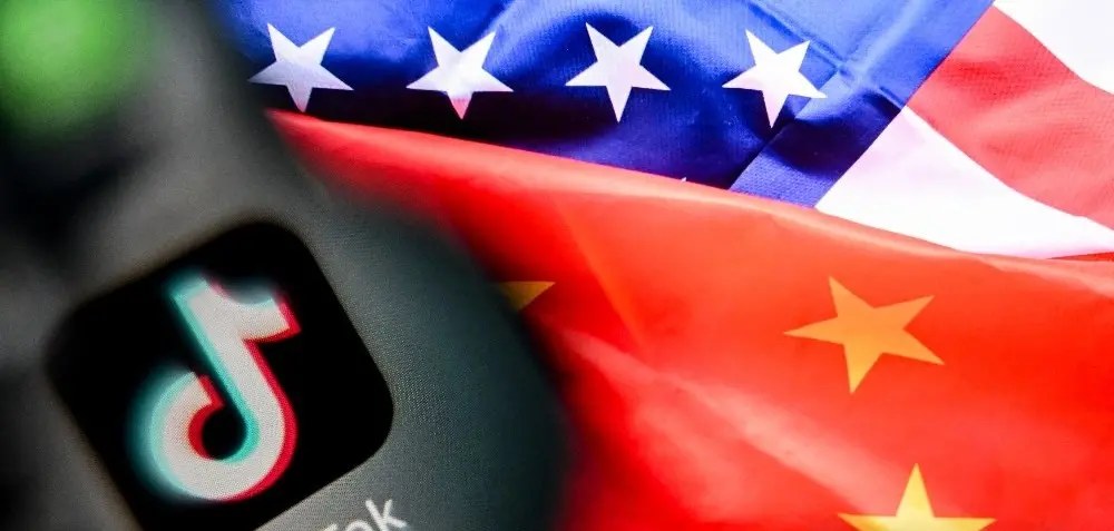 Imagem da notícia Trump anuncia acordo para venda do TikTok a investidores dos EUA
