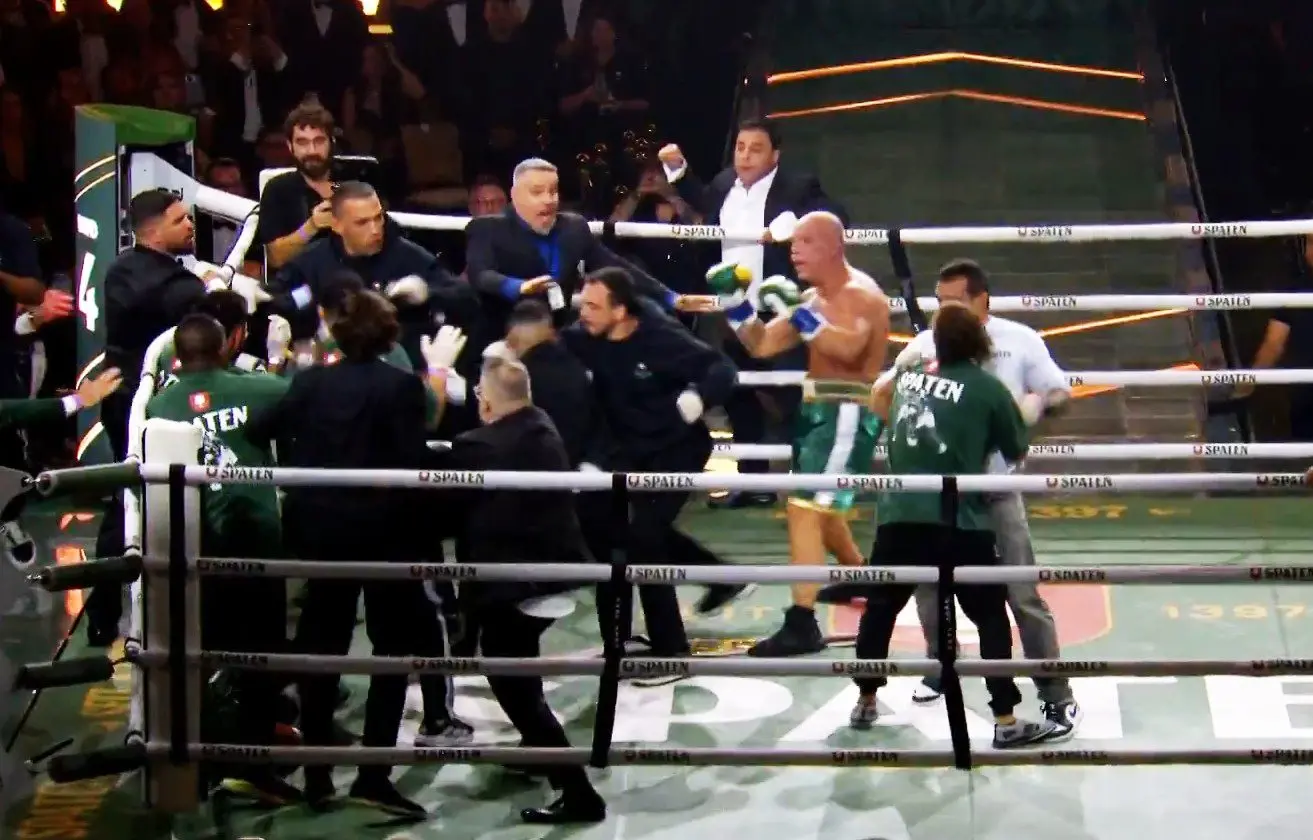 Imagem da notícia Conselho Nacional de Boxe suspende Popó e Wanderlei Silva após confusão no Spaten Fight Night