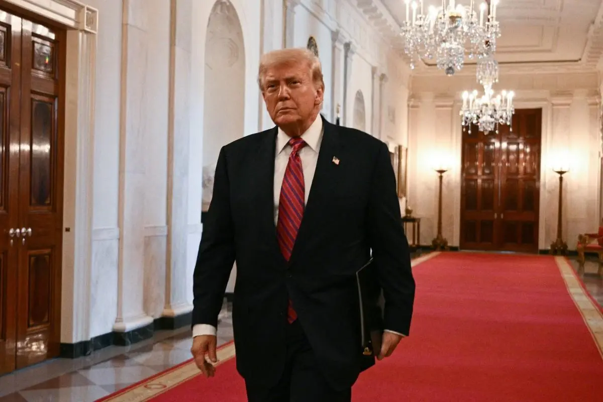 Imagem da notícia Trump quer impor tarifa de 100% a filmes americanos produzidos fora dos EUA