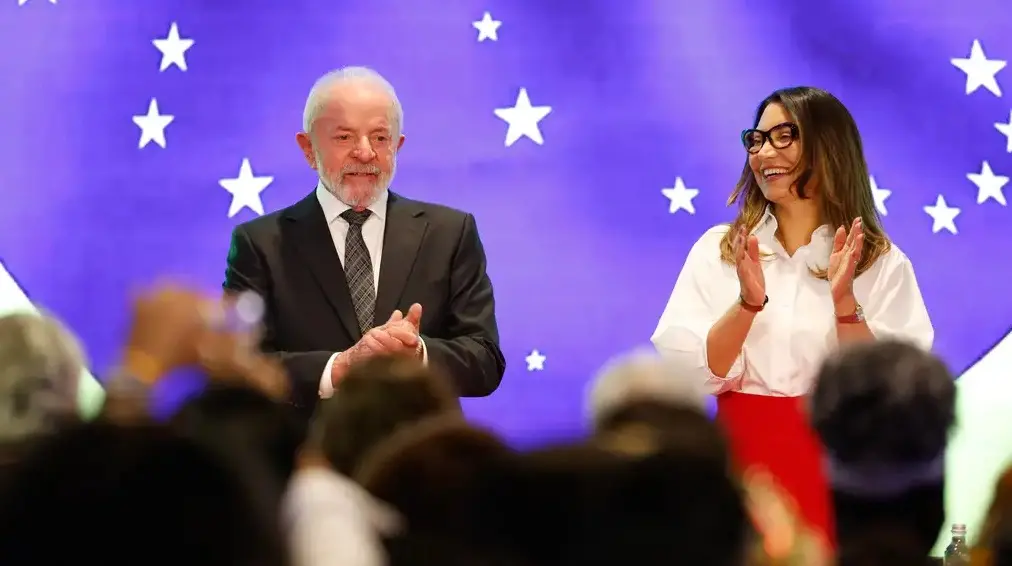 Imagem da notícia Lula diz que pretende levar Janja para encontro com Trump