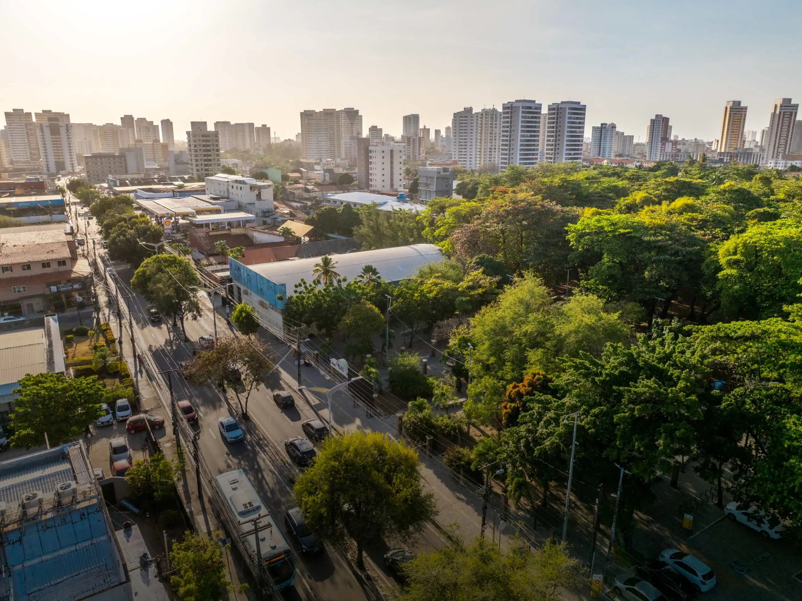 Imagem da notícia: Mobilidade urbana e saneamento lideram demandas da população de Fortaleza; veja na sua Regional 