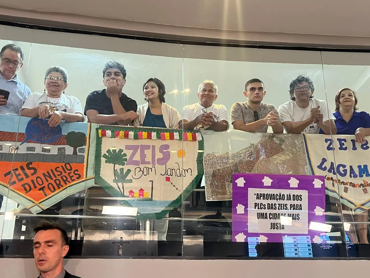 Imagem da notícia: Regulamentação de Zeis prioritárias em Fortaleza é aprovada na Câmara após cinco anos de tramitação