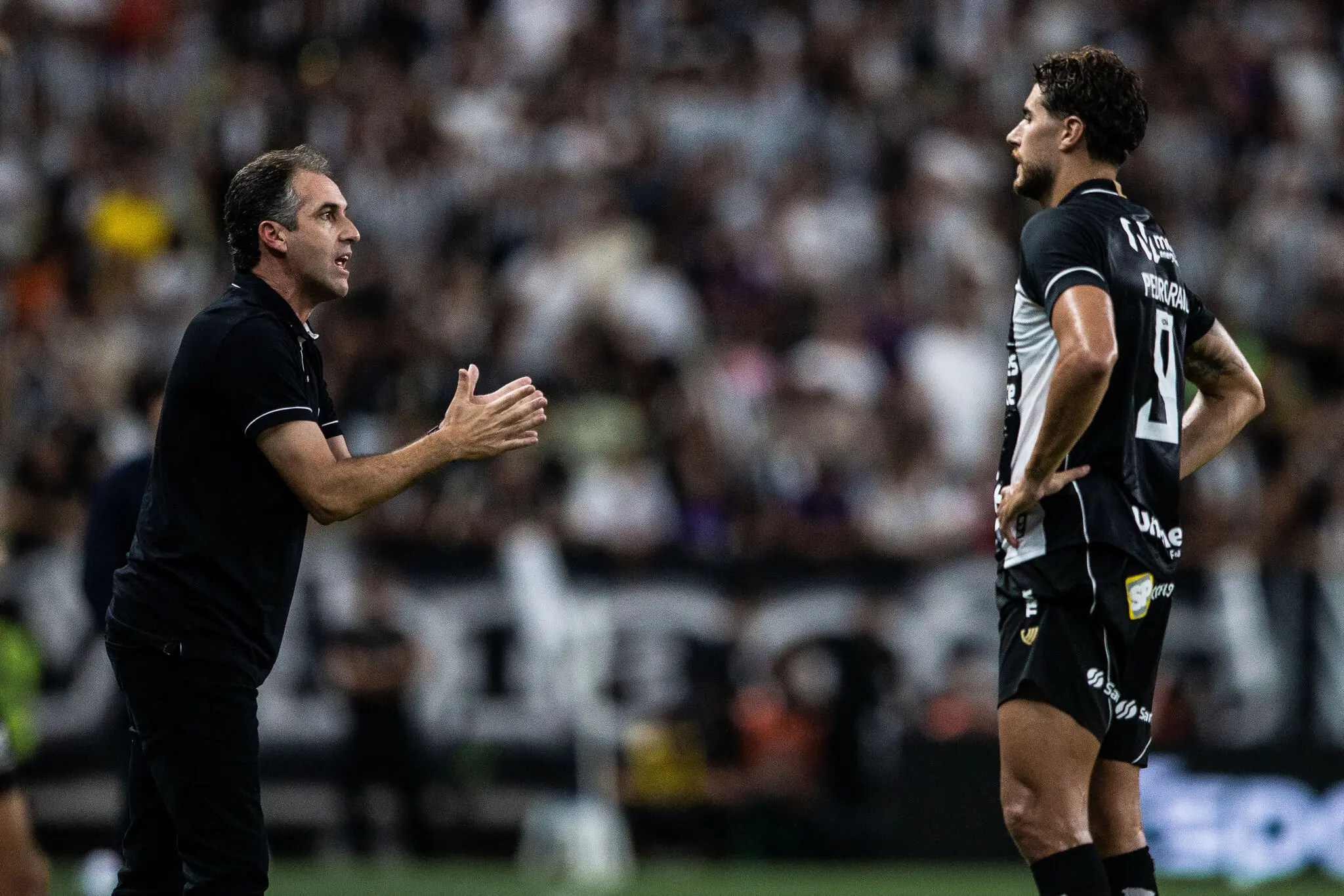 Imagem da notícia O que disse Léo Condé sobre seca de gols de Pedro Raul, sem marcar há oito jogos no Ceará