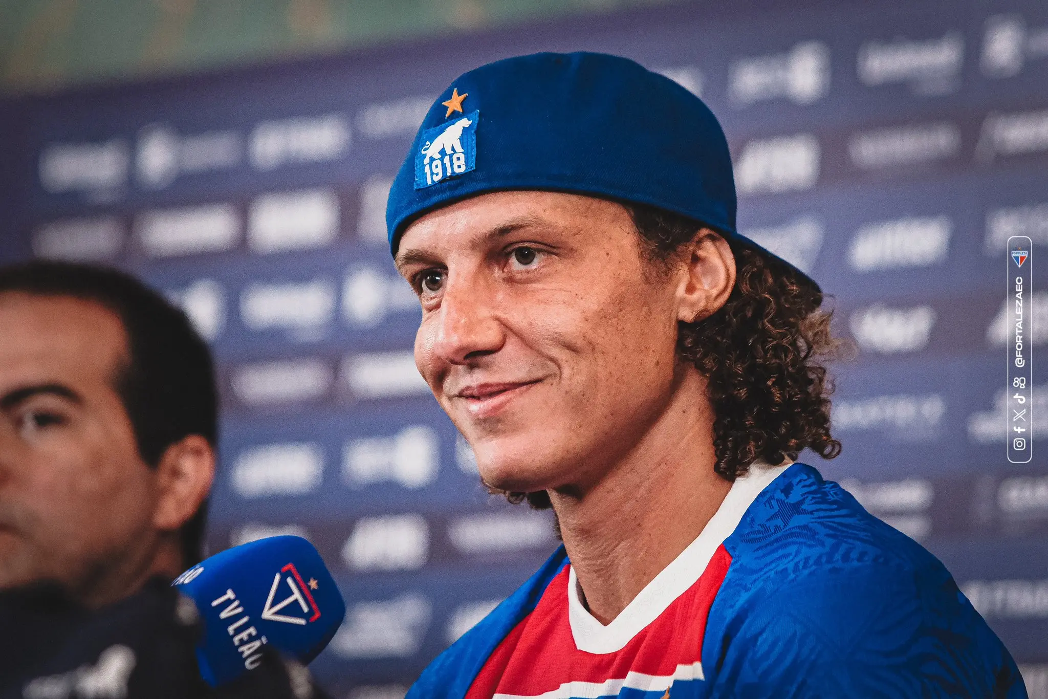 Imagem da notícia Polícia de Fortaleza encerra investigação e não indicia David Luiz por suposta ameaça à cearense