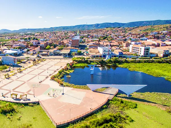 Imagem da notícia Cidade do Ceará pagará bolsa mensal para 'Rainha do Município'