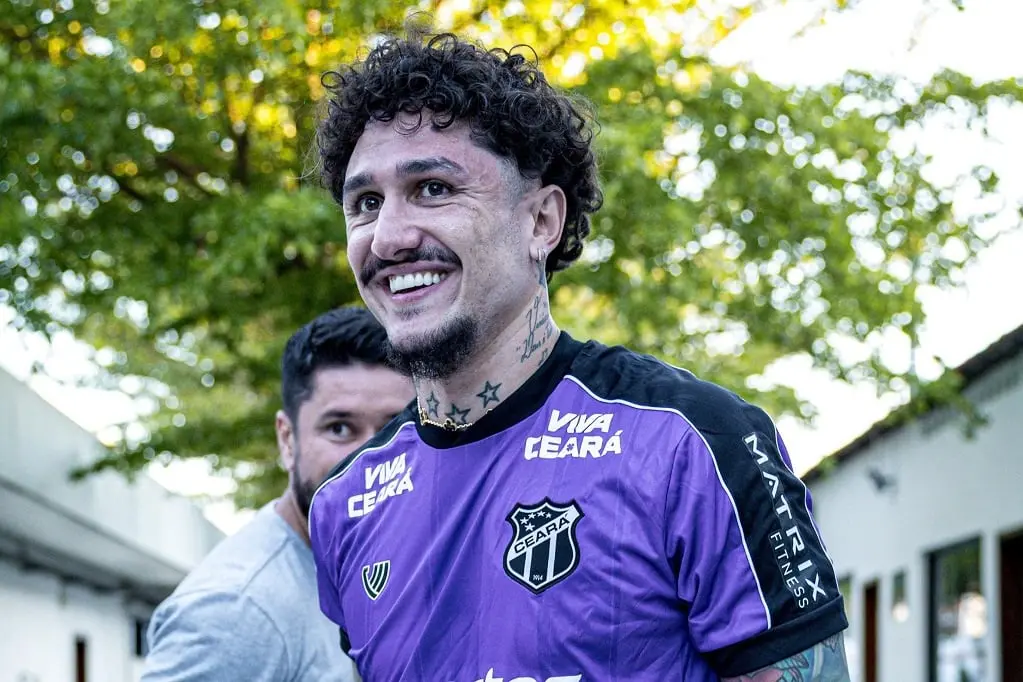 Imagem da notícia Haroldo sobre Vina no Ceará: 'a dedicação dele está no mesmo nível da vontade em voltar'