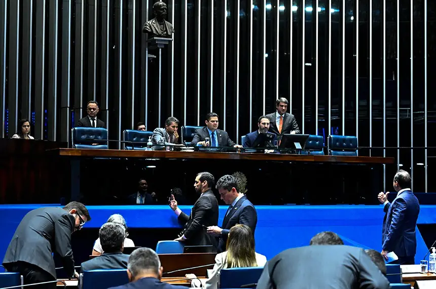 Imagem da notícia Senado aprova criação do Sistema Nacional de Educação
