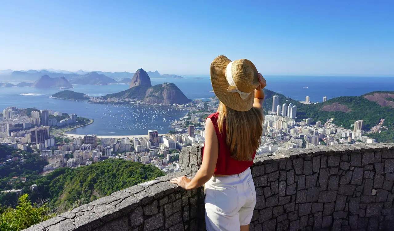 Imagem da notícia Férias 2026: saiba quando sair e aproveite mais dias