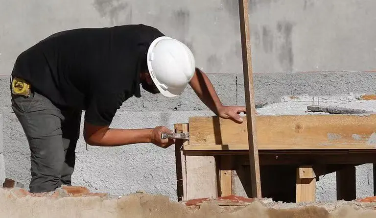 Imagem da notícia: Governo anuncia crédito de até R$ 30 mil para reforma da casa própria