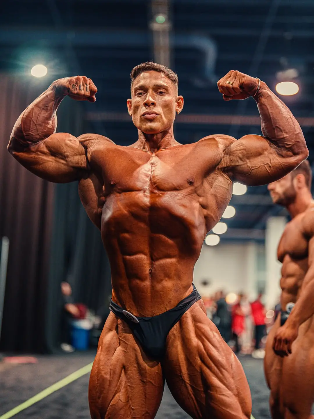Imagem da notícia Ramon Dino vence Mr. Olympia pela 1ª vez e faz história no fisiculturismo; saiba mais 