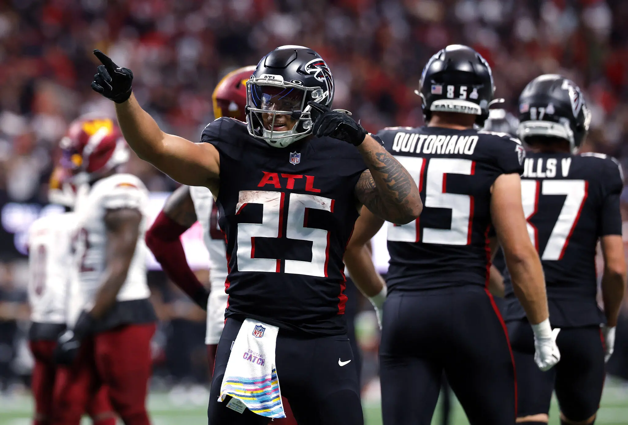 Imagem da notícia Jogos de hoje na NFL: veja onde assistir e horário das partidas de segunda-feira (13)