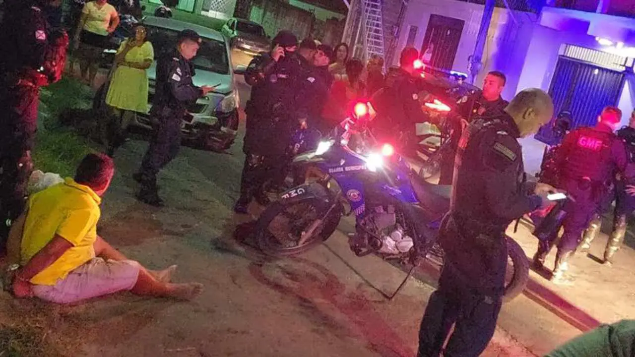 Imagem da notícia: Motorista com sinais de embriaguez atropela crianças em festa e é preso em Fortaleza