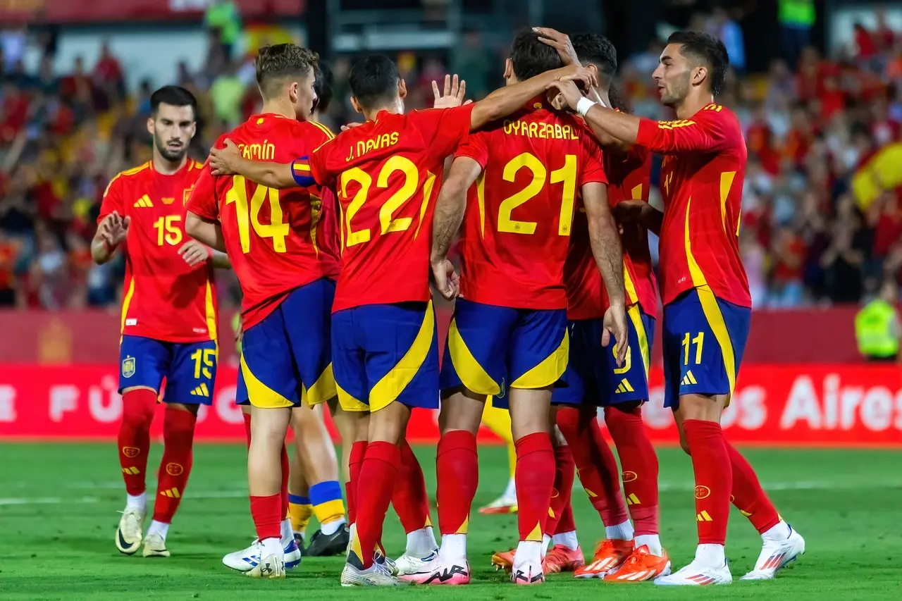 Imagem da notícia Espanha x Bulgária pelas Eliminatórias da Copa: veja onde assistir, horário e escalações