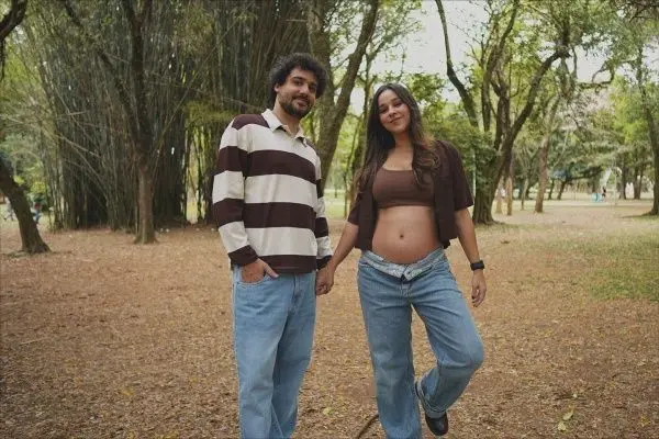 Imagem da notícia: Thati Lopes está grávida do primeiro filho: 'Amor e felicidade'