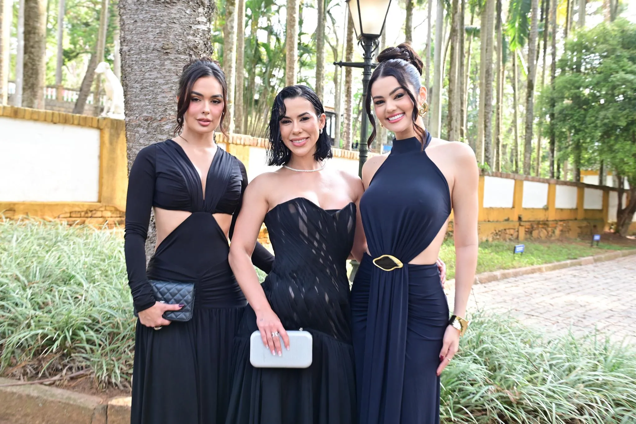 Larissa Santos, Larissa Tomásia e Eslovênia