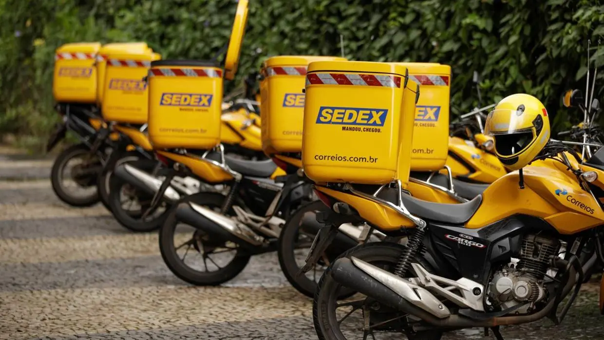 Imagem da notícia: Crise nos Correios é consequência do uso político das estatais