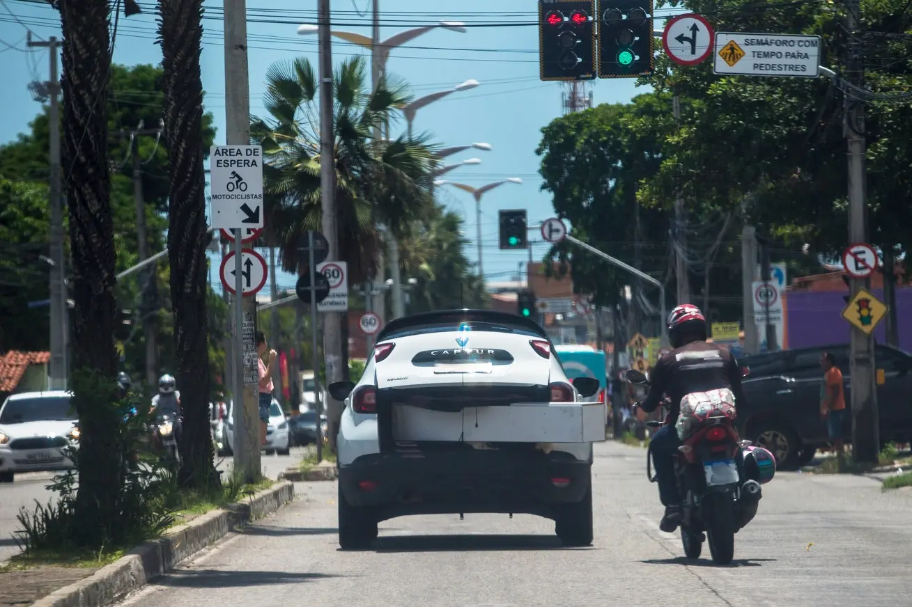 Imagem da notícia: Motoristas do CE podem ter multas perdoadas; veja quem tem direito