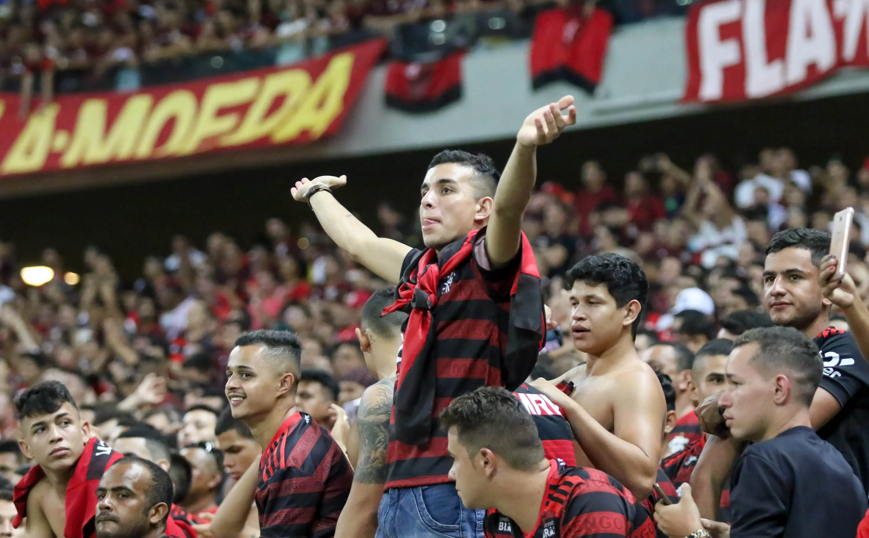 Imagem da notícia: Fortaleza x Flamengo: carga de ingressos para torcida visitante será de 9.655; veja detalhes