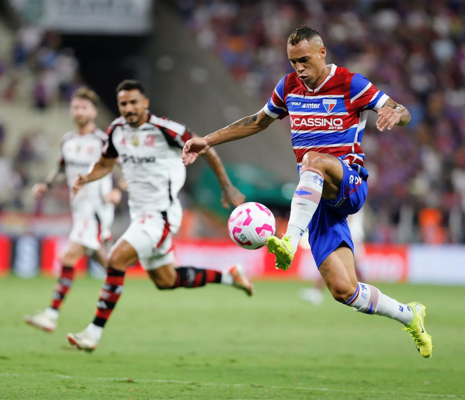 Imagem da notícia Vitória contra o Flamengo pode ser começo do milagre que o Fortaleza precisa na Série A