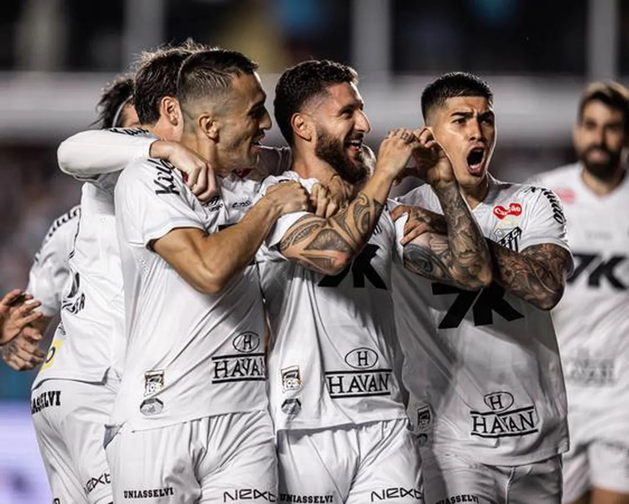 O Santos é o 16º com 32 pontos