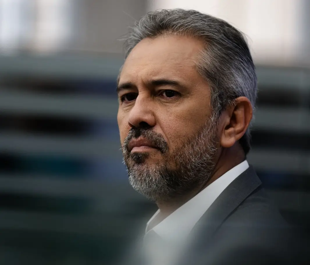 Imagem da notícia: 'Perderam a vida porque resolveram enfrentar a PM', dispara Elmano sobre morte de faccionados no CE