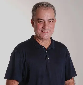 Marcio Ribeiro é professor