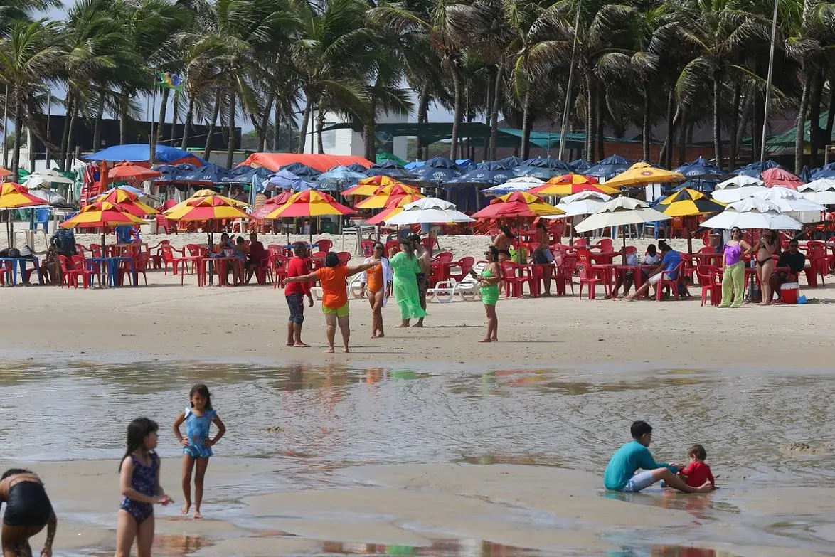 Imagem da notícia Alece reconhece barracas da Praia do Futuro como patrimônio cultural do Ceará