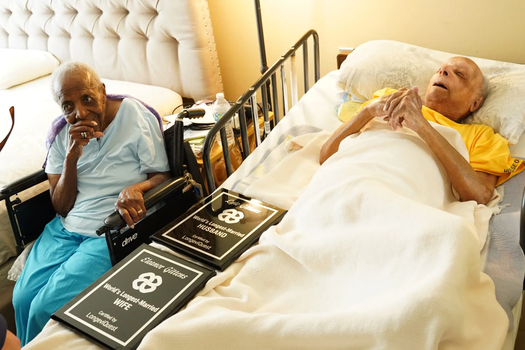 Imagem da notícia Casal com 83 anos de união assume recorde de 'casamento mais longo do mundo'