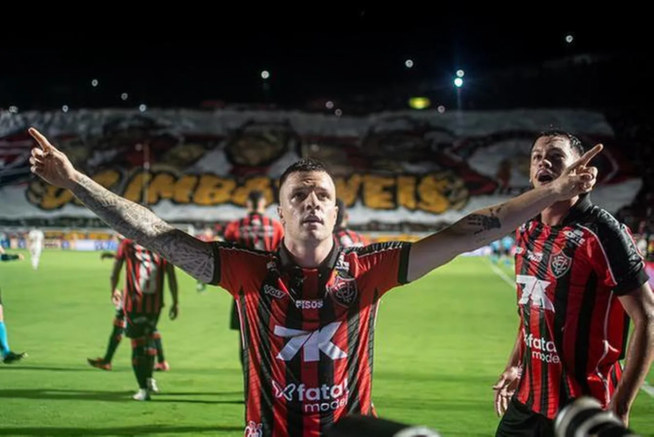 O Vitória entrou no Z4 após o Santos vencer o Palmeiras em jogo atrasado