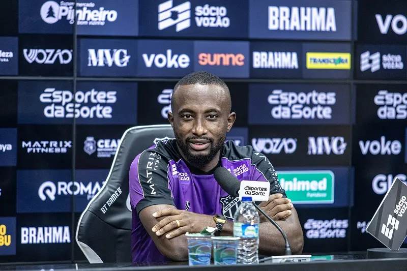 Imagem da notícia: Dieguinho vê Ceará ‘pé no chão e sem ansiedade’ para duelo contra o Inter por permanência