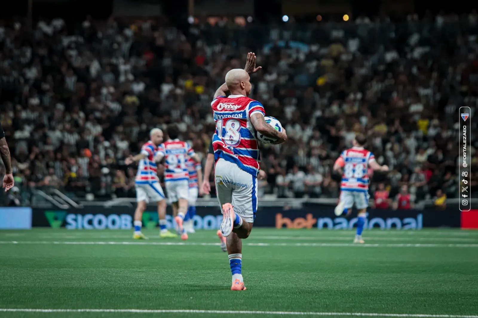 Deyverson é o terceiro maior goleador do Fortaleza em 2025